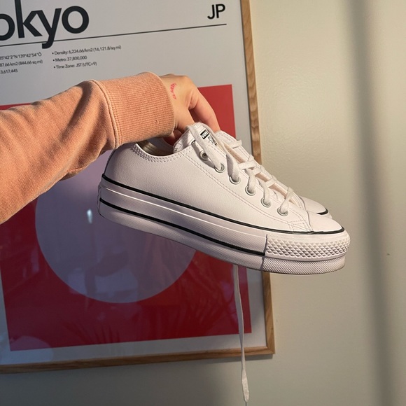 CONVERSE | low top platform leather - Picture 7 of 9